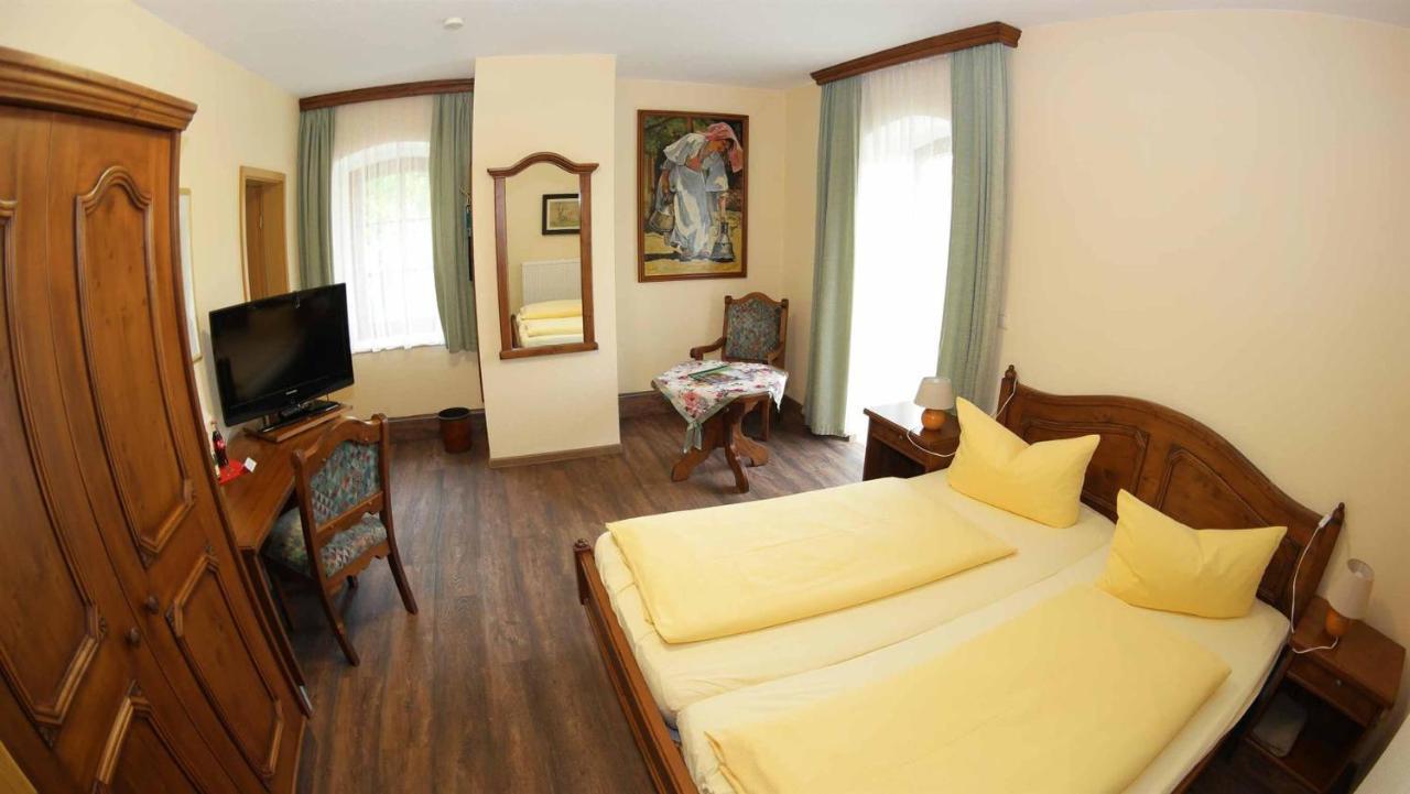 Hotel Und Restaurant Rittergut Kreipitzsch Νάουμπουργκ Εξωτερικό φωτογραφία