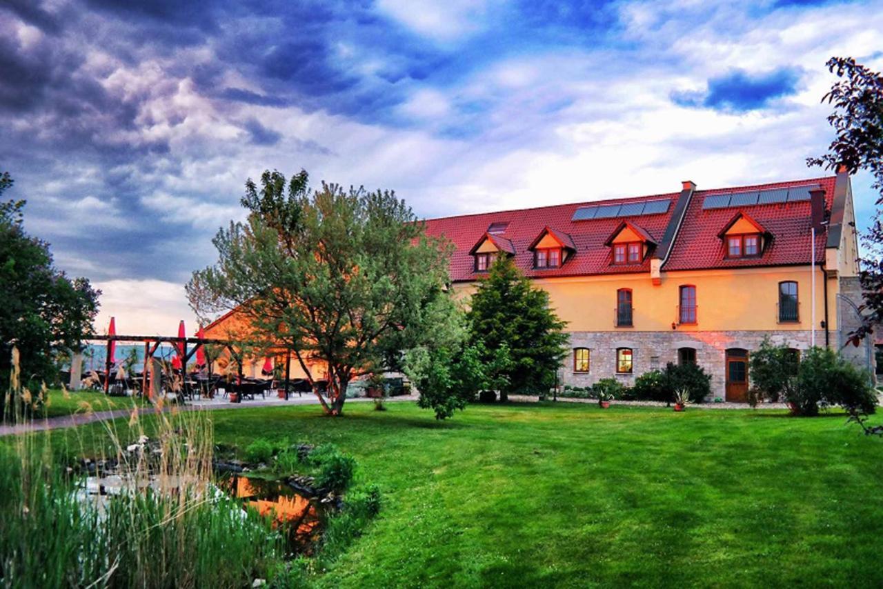 Hotel Und Restaurant Rittergut Kreipitzsch Νάουμπουργκ Εξωτερικό φωτογραφία