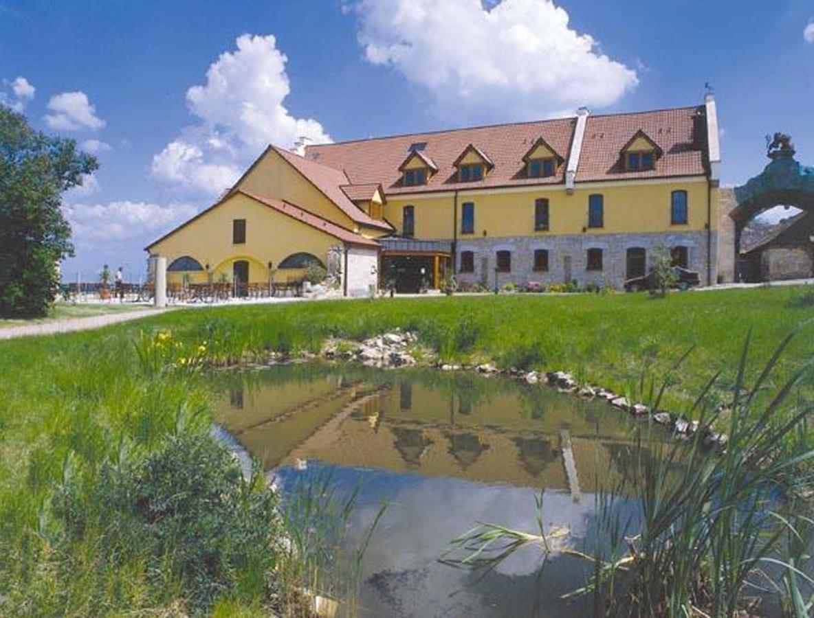 Hotel Und Restaurant Rittergut Kreipitzsch Νάουμπουργκ Εξωτερικό φωτογραφία