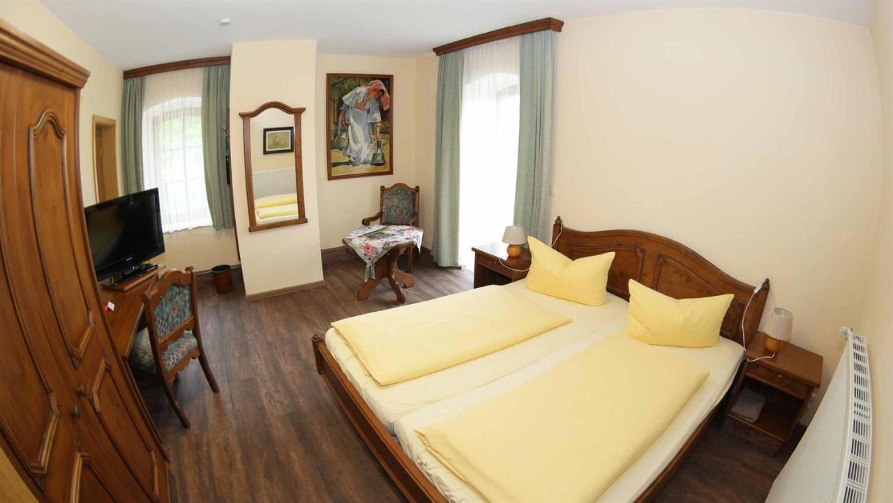 Hotel Und Restaurant Rittergut Kreipitzsch Νάουμπουργκ Εξωτερικό φωτογραφία